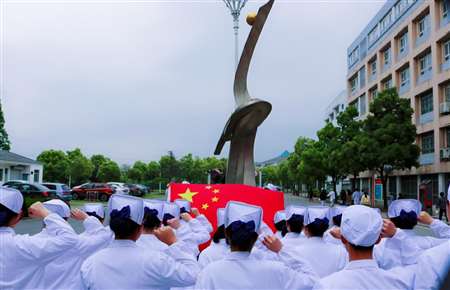 安徽紅十字會衛(wèi)生學校2019年報名條件、招生要求、招生對象