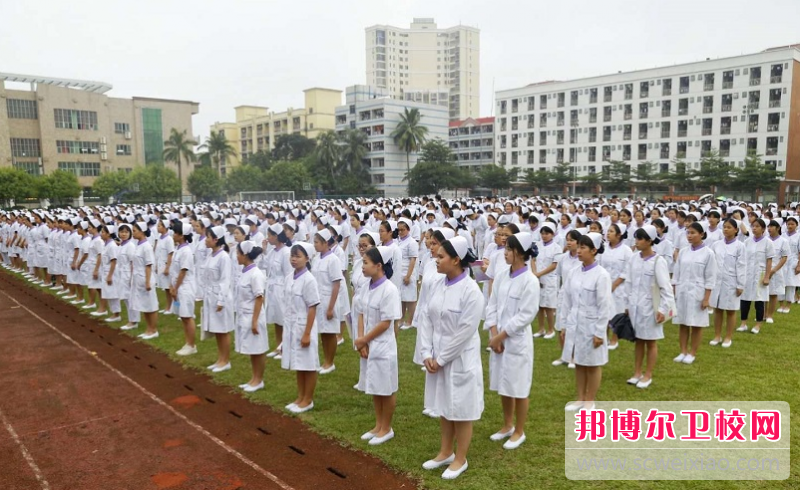 海南省衛(wèi)生學校的助產(chǎn)專業(yè)招生如何(2023參考)